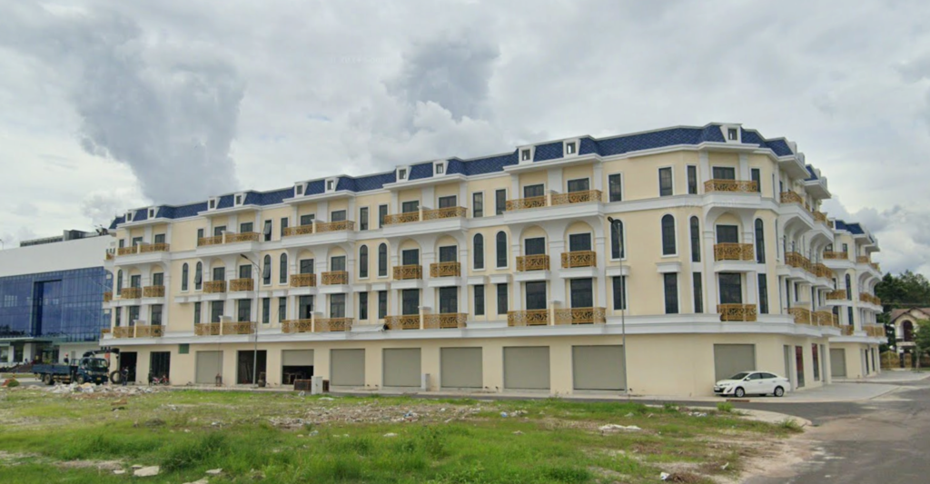 Nhà 4 tầng trung tâm hành chính Chơn Thành